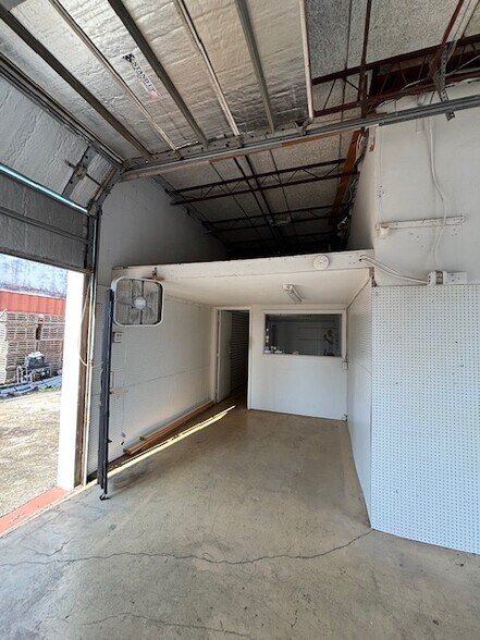 More Photos Of 133 SE 4th St, Deerfield Beach Self Storage For Lease