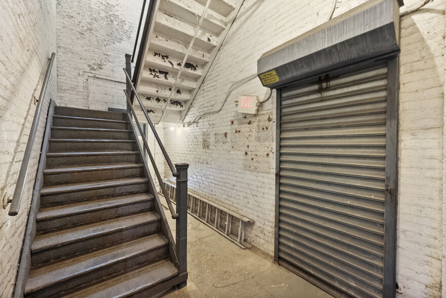 More Photos Of 115 E Kinney St, Newark Warehouse For Sale