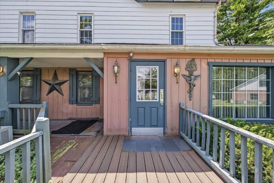 More Photos Of 402 W Moorestown Rd, Nazareth Medical For Sale