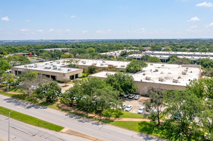 More Photos Of 2111 Braker Ln, Austin Unknown For Lease