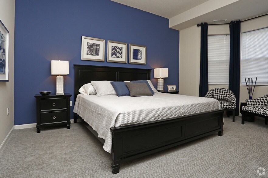 More Photos Of 10225 City Walk Dr, Woodbury Apartments For Sale