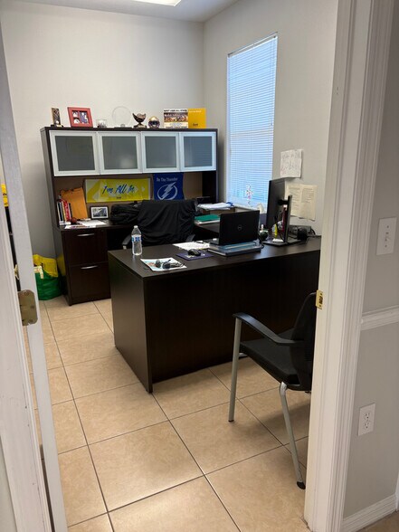 More Photos Of 12187-12189 W Linebaugh Ave, Tampa Office For Lease