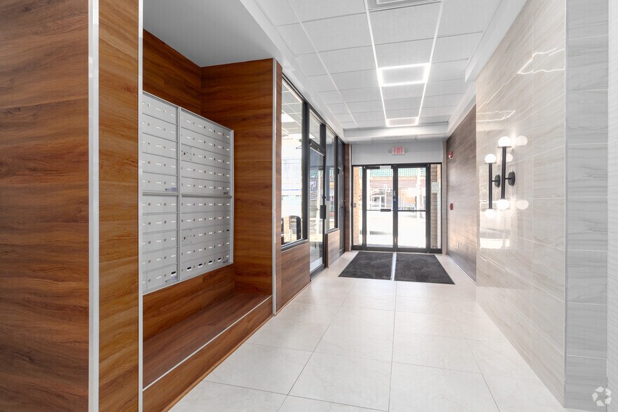 More Photos Of 1 Main St, Eatontown Office For Lease