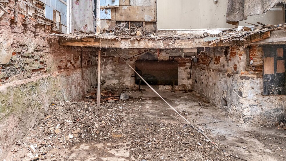 More Photos Of 1145 Thurman St, Camden Apartments For Sale