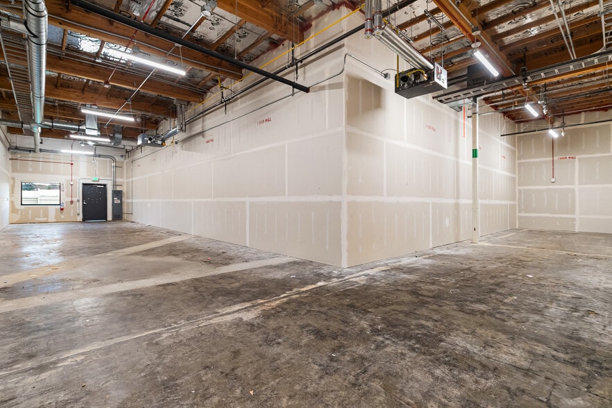 More Photos Of 200 Westerly Rd, Bellingham Medical For Lease