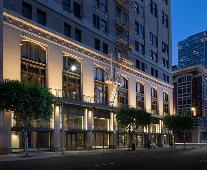 More Photos Of 431 W 7th St, Los Angeles Hotel For Lease