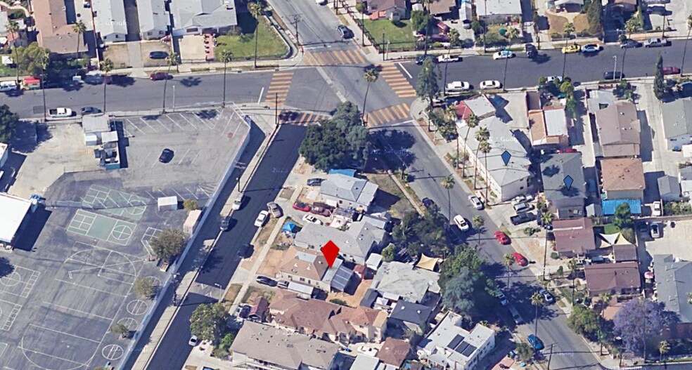 Primary Photo Of 3153 Warwick Ave, Los Angeles Multifamily For Sale