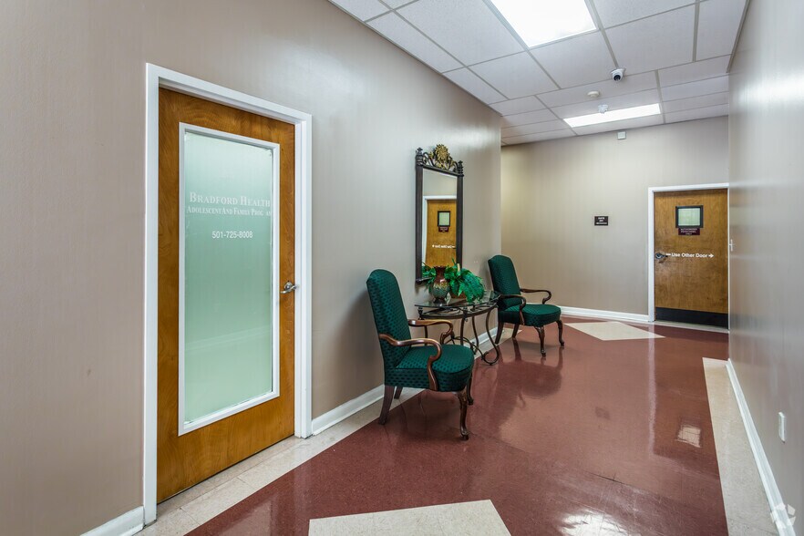 More Photos Of 11215 Hermitage Rd, Little Rock Medical For Sale