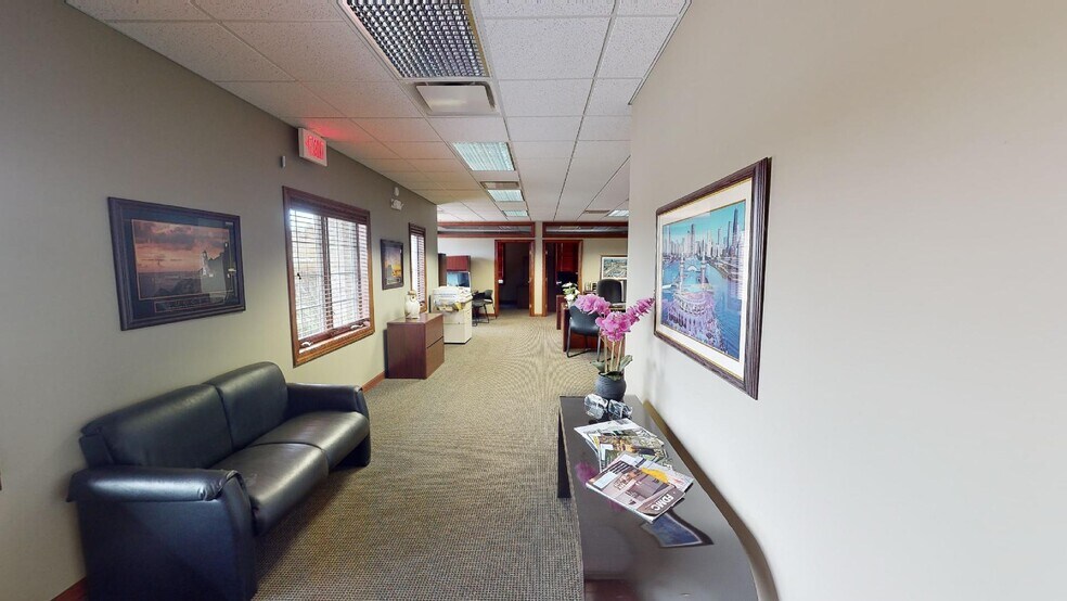 More Photos Of 3 Executive Ct, South Barrington Medical For Lease