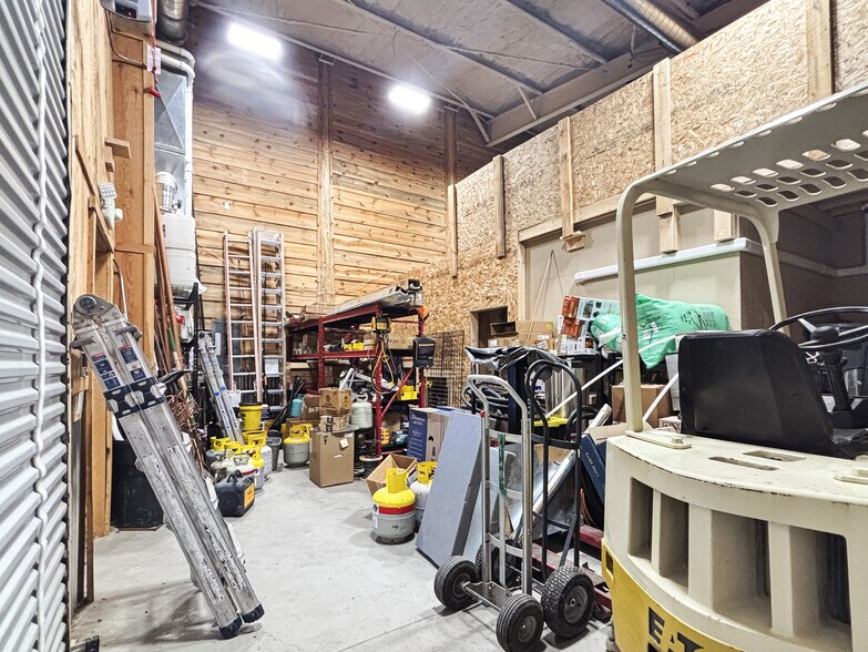 More Photos Of 350-352 E Bridge St, Hotchkiss Office For Lease