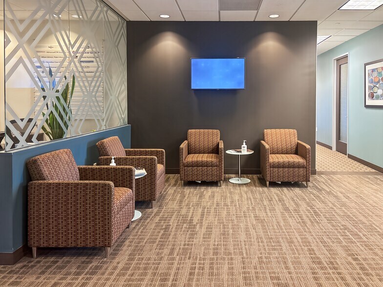 More Photos Of 5201 Eden Ave, Edina Coworking Space