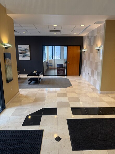 More Photos Of 822 Kumho Dr, Fairlawn Medical For Sale