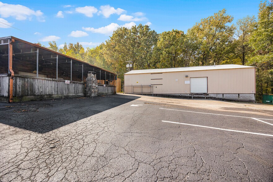 More Photos Of 23 Heritage Sq, Jackson Freestanding For Sale