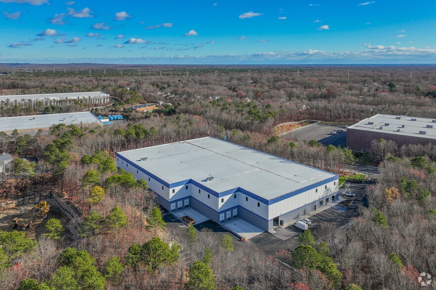 More Photos Of 53 Ramsey Rd, Shirley Warehouse For Sale