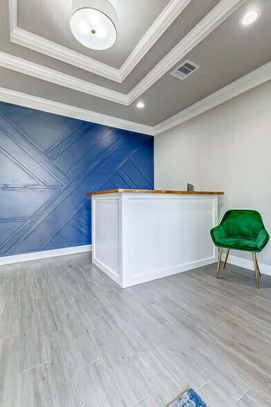 More Photos Of 26717 Westheimer Pky, Katy Medical For Sale