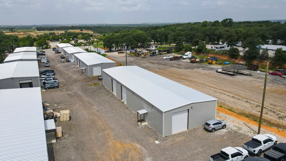 More Photos Of 5035 Dick Price Rd, Fort Worth Warehouse For Lease