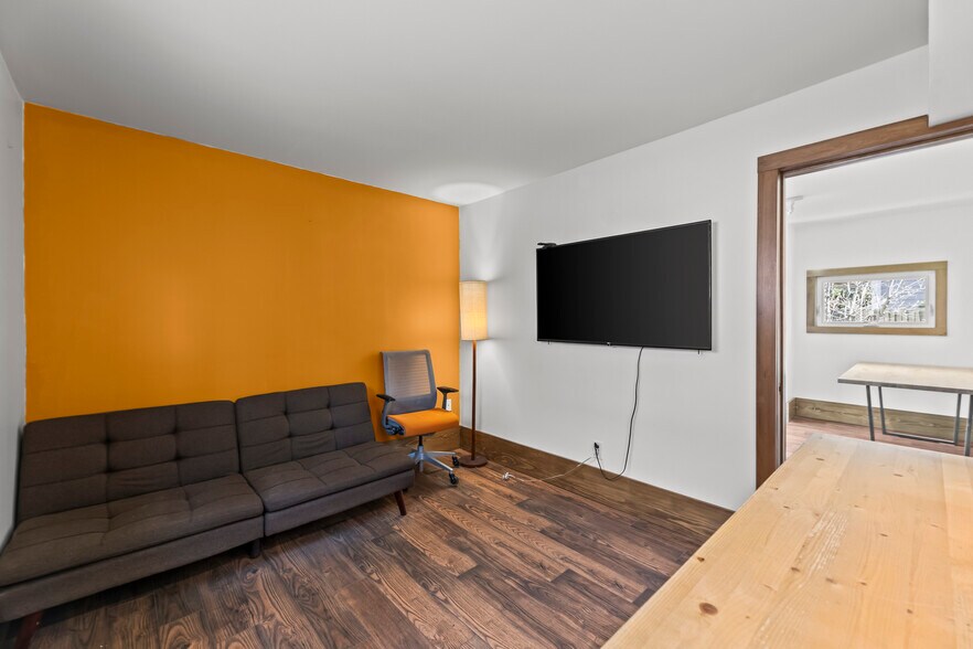 More Photos Of 533 E Mendenhall, Bozeman Medical For Sale
