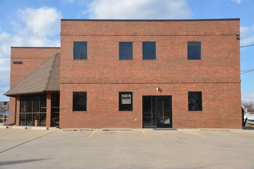 More Photos Of 6595 W 14th Ave, Lakewood Office For Lease