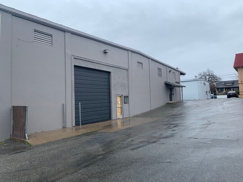 More Photos Of 1950 Kitrick Ave, Oroville Warehouse For Sale