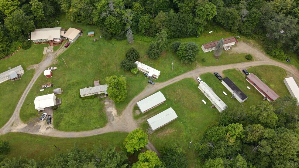 More Photos Of 15 Decasper Dr, Lewis Run Manufactured Housing Mobile Home Park For Sale