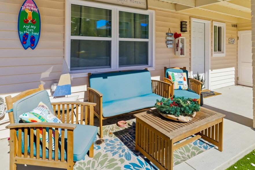 More Photos Of 9022 Midnight Pass Rd, Sarasota Apartments For Sale