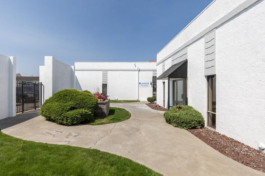 More Photos Of 320 N Johnson St, Kennewick Office For Lease