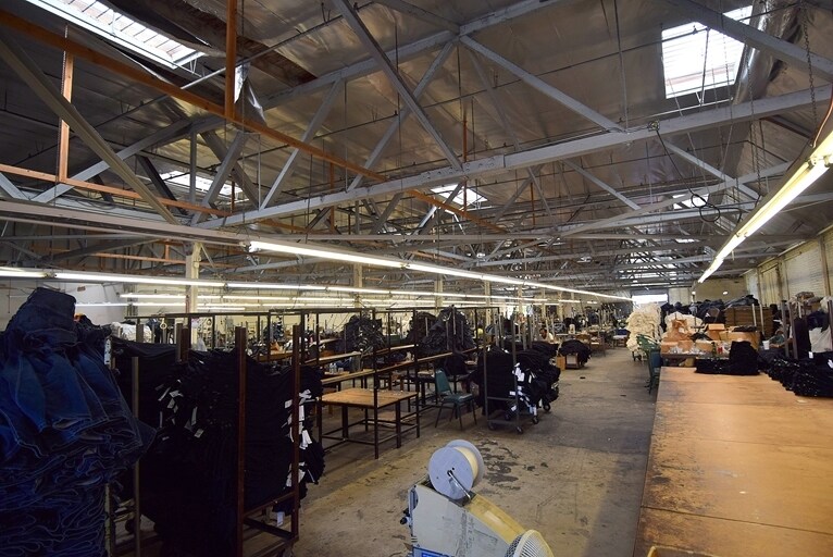 More Photos Of 710-734 E 62nd St, Los Angeles Warehouse For Lease