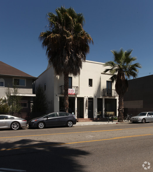 Primary Photo Of 1009 Abbot Kinney Blvd, Venice Restaurant For Lease