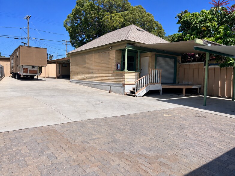 Primary Photo Of 2328 Newton Ave, San Diego Flex For Lease