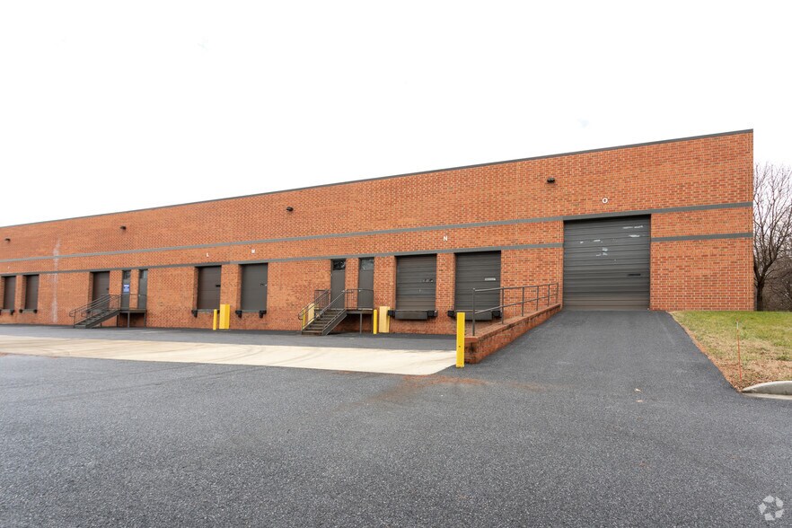 More Photos Of 6615 Tributary St, Baltimore Warehouse For Lease