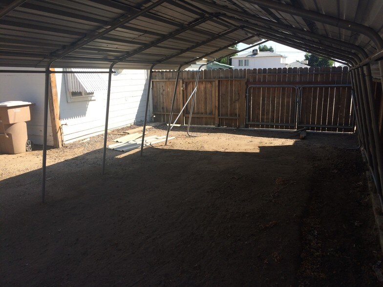 More Photos Of 338 Norris Rd, Bakersfield Multifamily For Sale