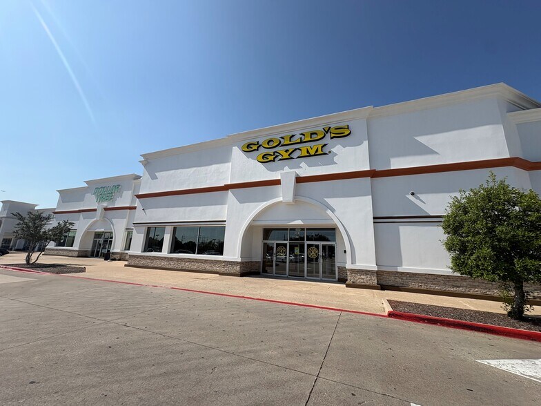 More Photos Of 2221-2321 Cross Timbers Rd, Flower Mound Unknown For Lease