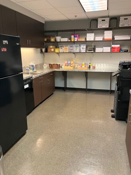 More Photos Of 3200 Tower Oaks Blvd, Rockville Medical For Sale