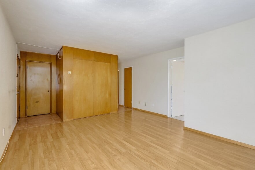 More Photos Of 2122 Williams St, Palo Alto Apartments For Sale