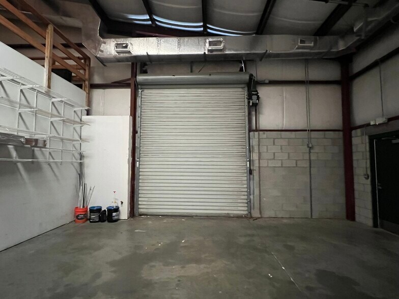 More Photos Of 10330 Chedoak Ct, Jacksonville Light Distribution For Sale