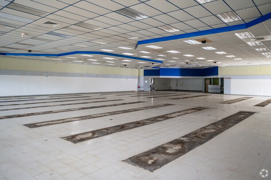 More Photos Of 824 W Raleigh Blvd, Rocky Mount Freestanding For Lease