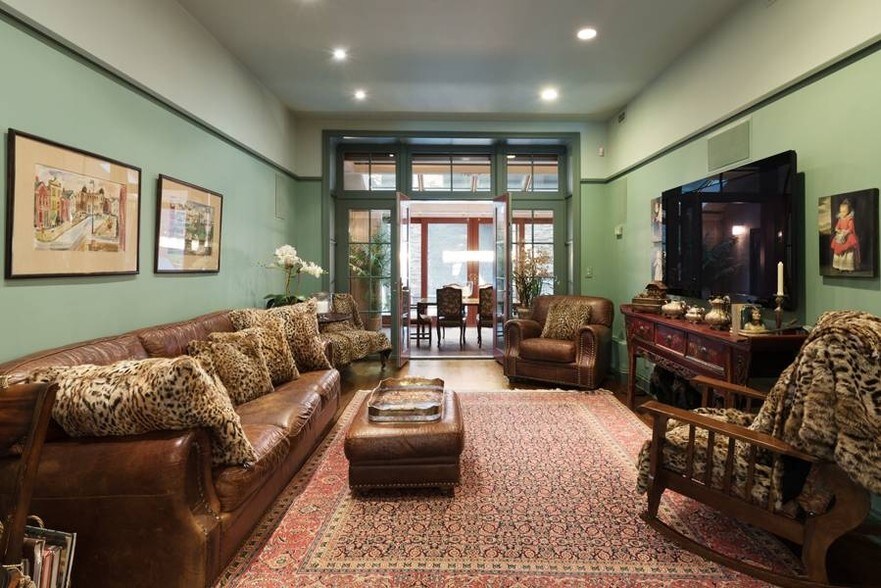 More Photos Of 321 E 84th St, New York Apartments For Sale