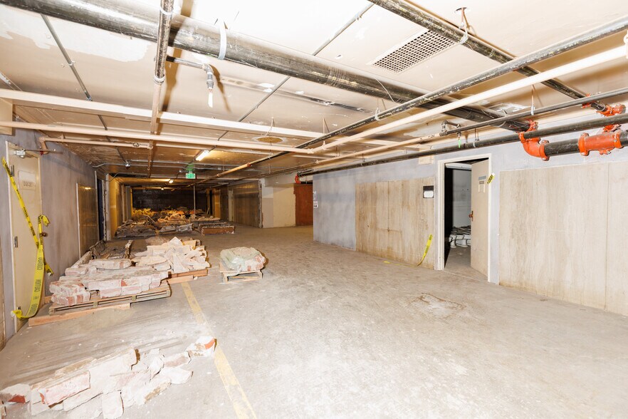 More Photos Of 417 S Hill St, Los Angeles Office For Sale