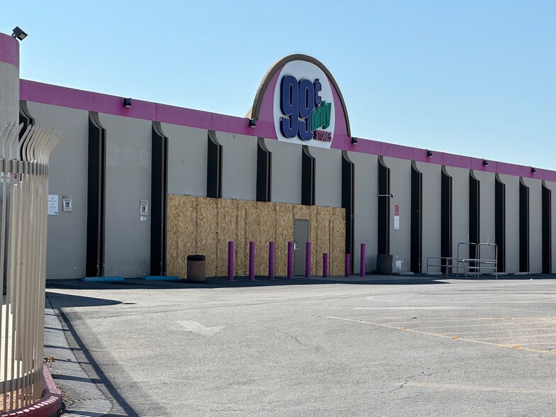 Primary Photo Of 1325 E Flamingo Rd, Las Vegas Freestanding For Lease