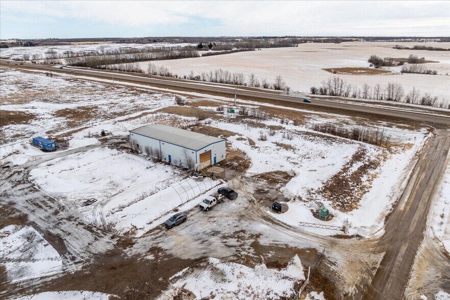 More Photos Of 51001 Range 192 rd, Tofield Industrial For Sale