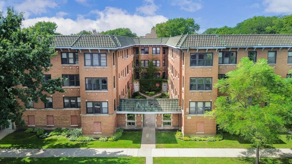 Primary Photo Of 6700 S Merrill Ave, Chicago Apartments For Sale