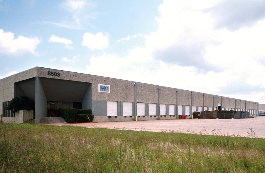 More Photos Of 8705 Citypark Loop, Houston Unknown For Lease