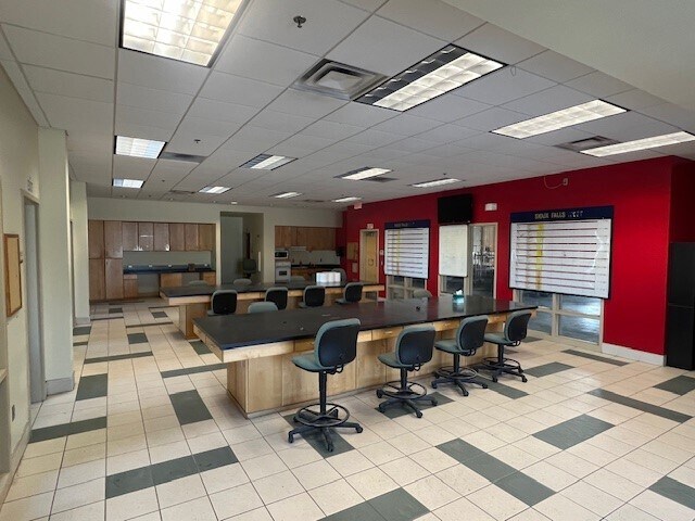 More Photos Of 4110 N Hainje Ave, Sioux Falls Refrigeration Cold Storage For Sale