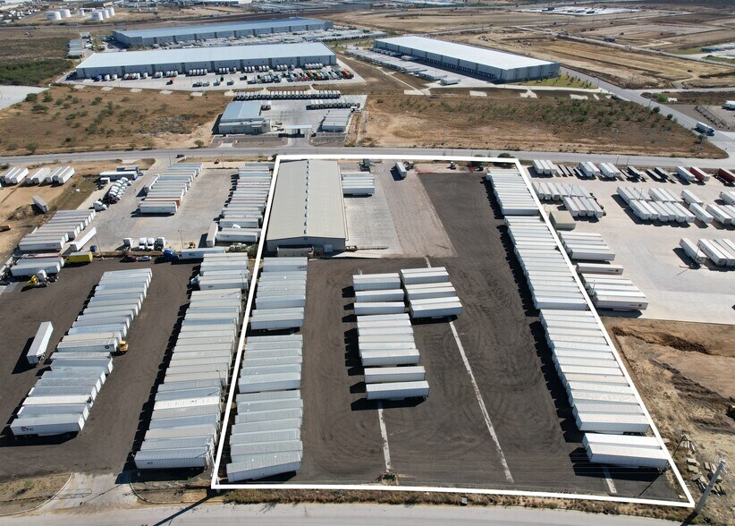 More Photos Of 1118 Beltway Pkwy, Laredo Warehouse For Lease