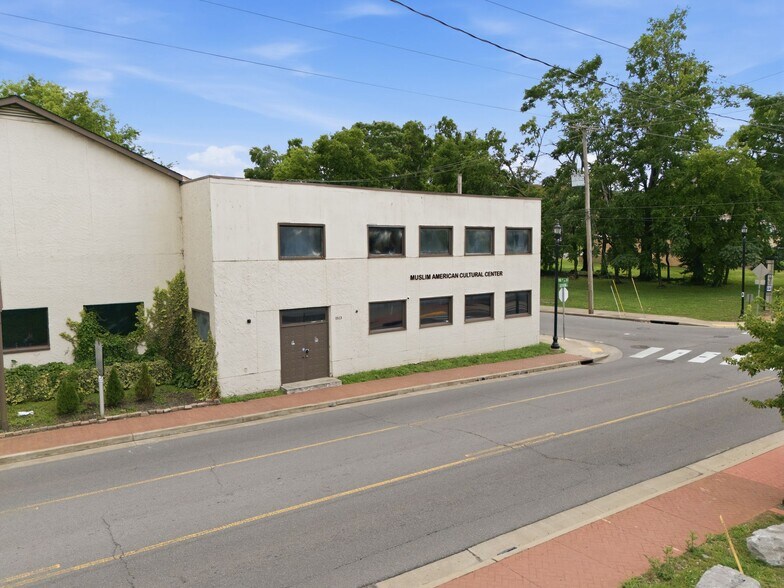 More Photos Of , Nashville General Retail For Sale