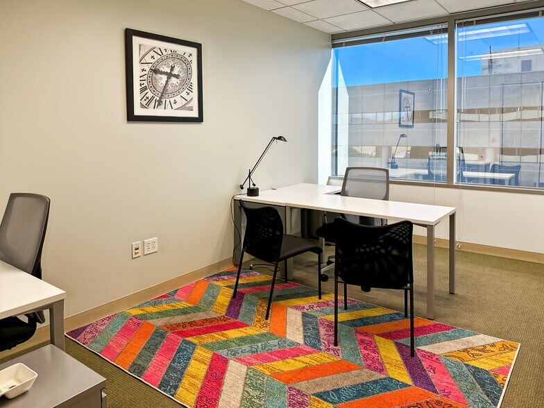 More Photos Of 6303 Owensmouth Ave, Woodland Hills Coworking Space