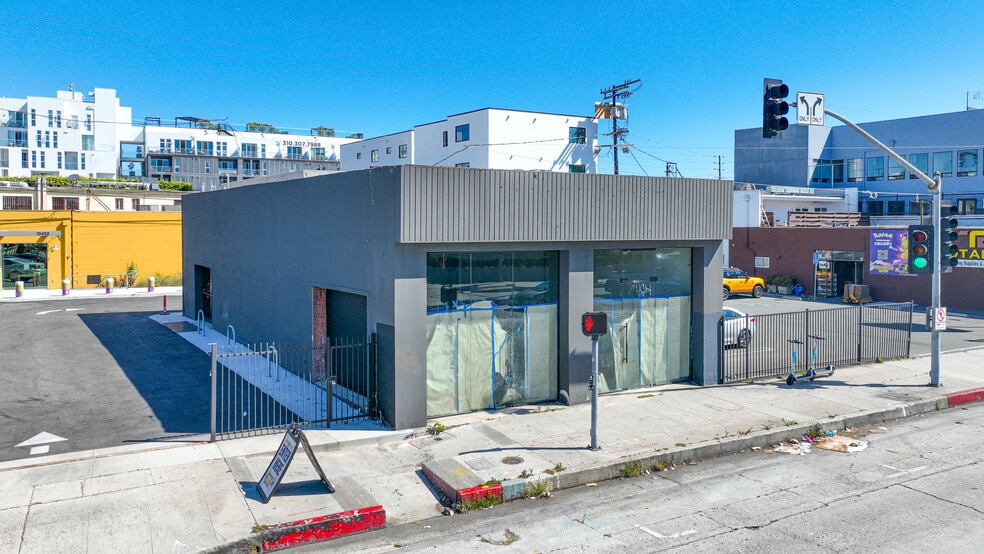 More Photos Of 13452 Washington Blvd, Marina del Rey Freestanding For Lease