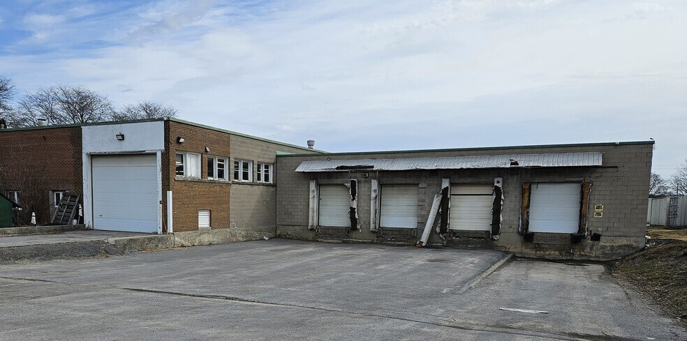 More Photos Of 102 Fraser St, Kingston Warehouse For Lease