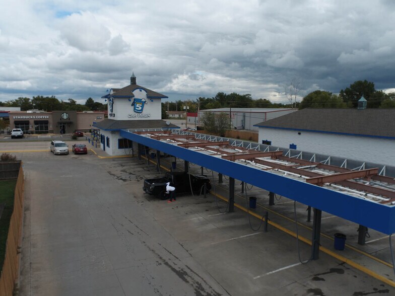More Photos Of 1114 S Lynn Riggs Blvd, Claremore Carwash For Sale
