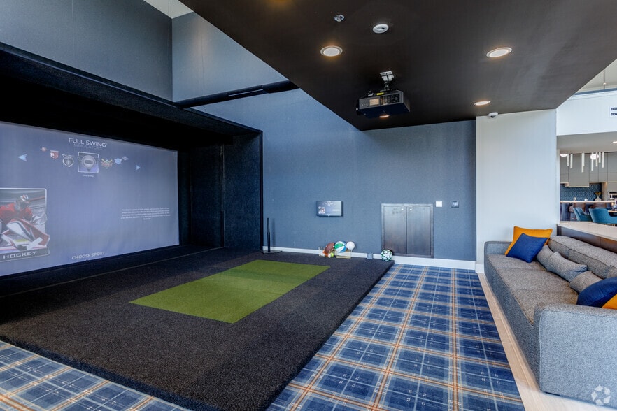 More Photos Of 10401 College Blvd, Overland Park Apartments For Lease